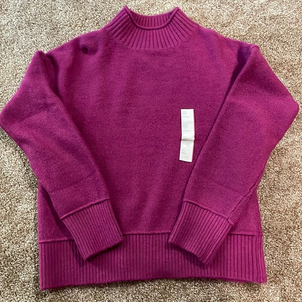 NWT.. high neck sweater
